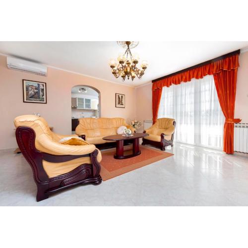 Apartments Divna