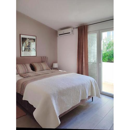 Apartments Divna