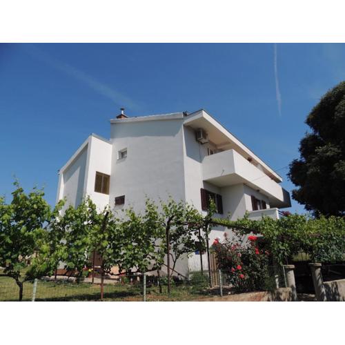 Apartments Dolac
