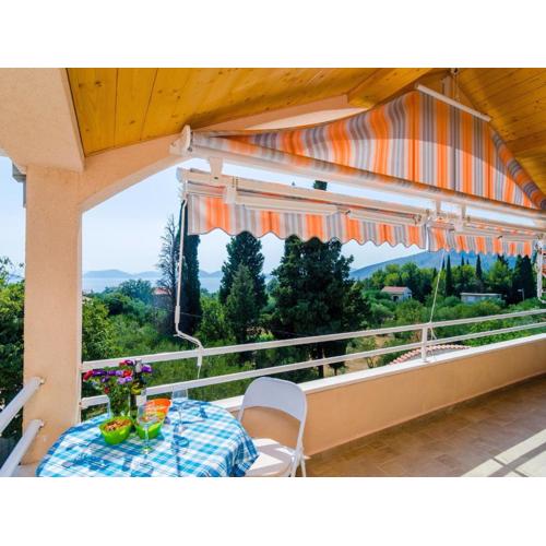 Apartments Donita - Standard Two Bedroom Apartment with Balcony and Sea View