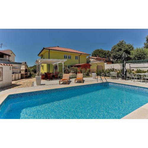 Apartments Dora Victoria Dream