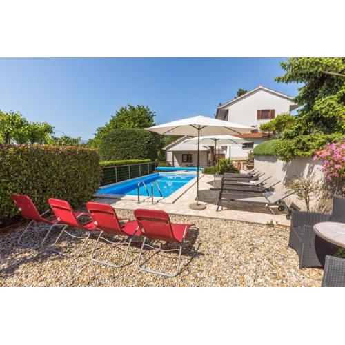 Apartments Dorijan with Pool