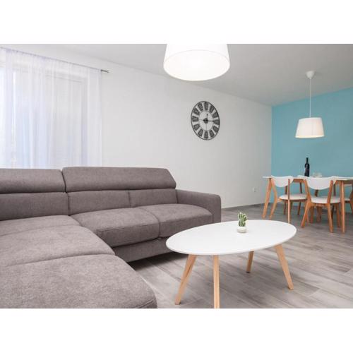 Apartments Dva Galeba - One Bedroom Apartment with Sea View 204