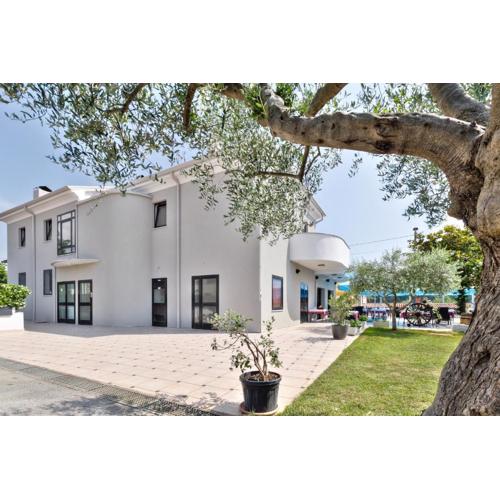Apartments El Faro by Rent Istria
