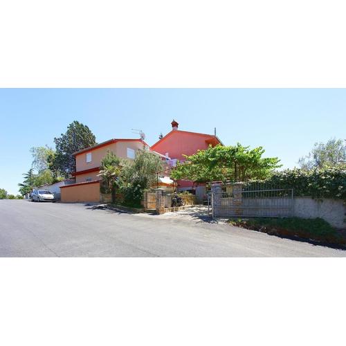 Apartments Erla