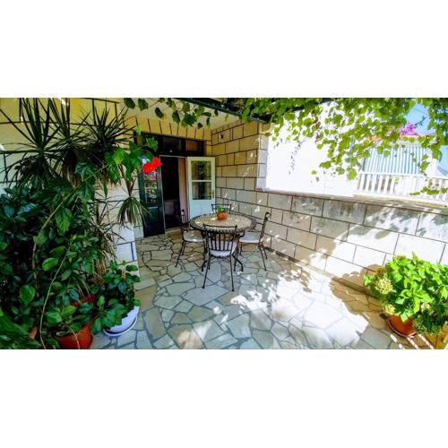 Apartments FANI KANUN