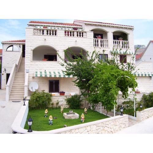 Apartments Fani