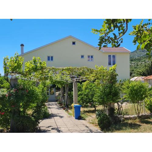 Apartments FIGA