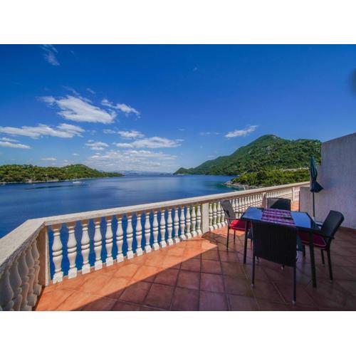 Apartments Filipovi - One Bedroom Apartment with Terrace and Sea View A3