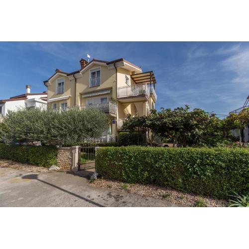 Apartments for families with children Umag - 2523