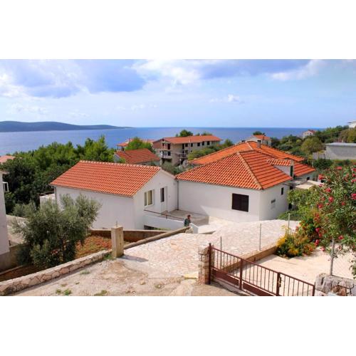 Apartments for families with children Zavala, Hvar - 128