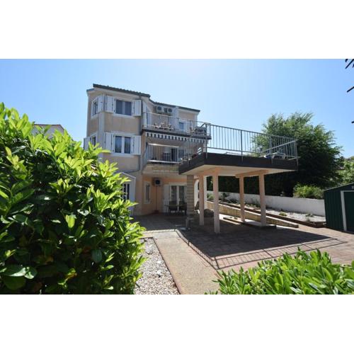 Apartments Frane