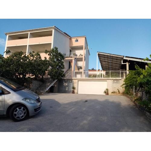 Apartments Franjić