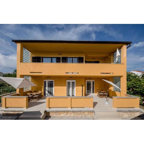 Apartments Gael