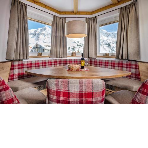 Apartments & Garni Alpenrose