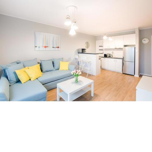 Apartments Gdynia Na Fali with Free Parking by Noclegi Renters