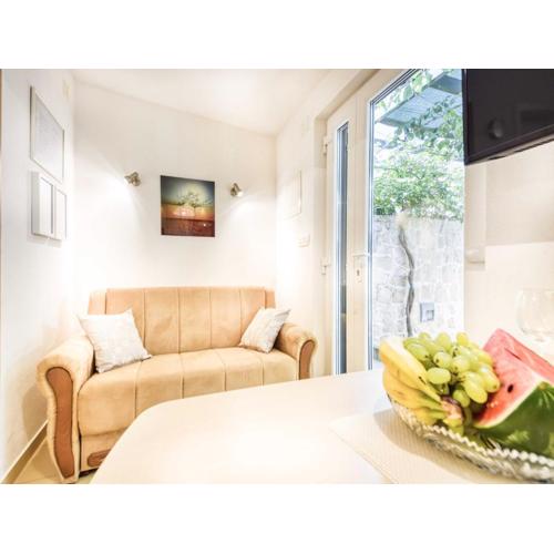 Apartments Gracin - Studio Apartment with Terrace A4