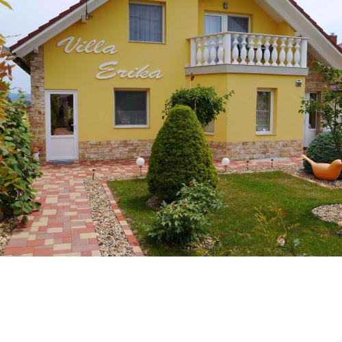 Apartments in Alsopahok/Balaton 27597
