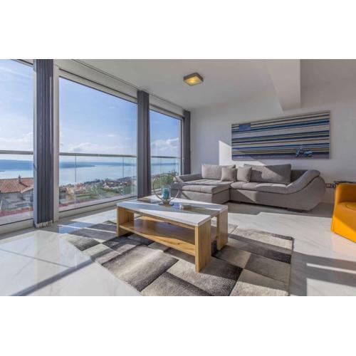 Apartments in Crikvenica 41674