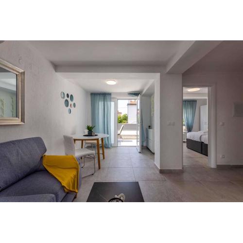 Apartments in Crikvenica 44014