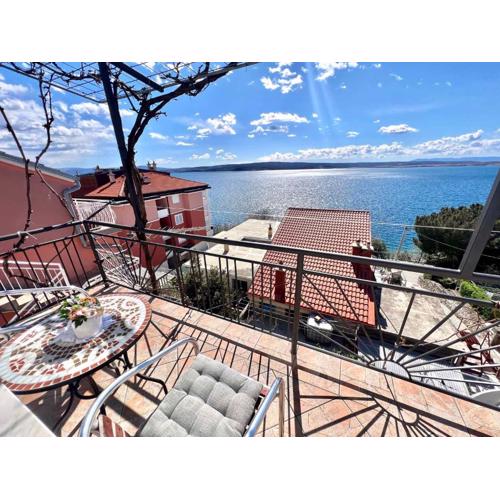 Apartments in Crikvenica 44015