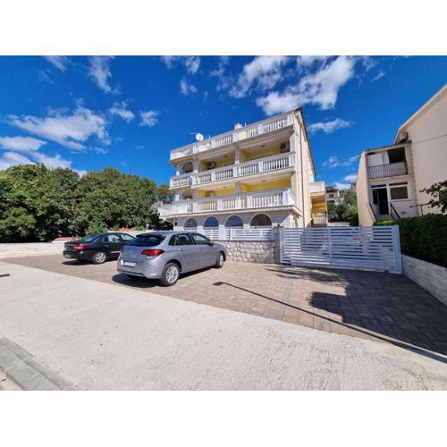 Apartments in Crikvenica 44145