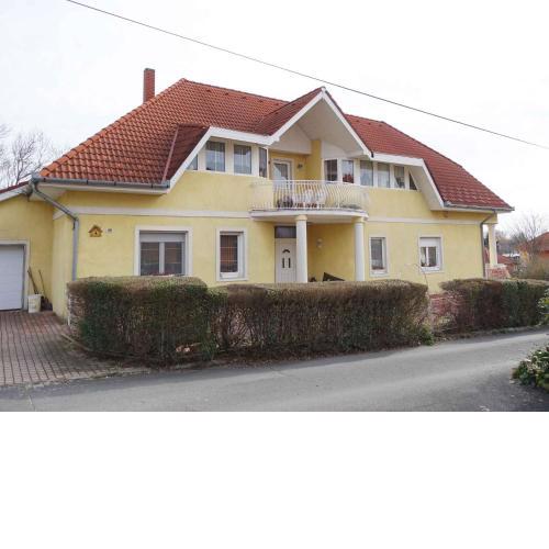 Apartments in Gyenesdias/Balaton 39946
