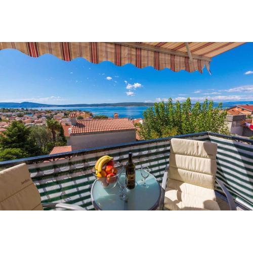 Apartments in Selce 39140