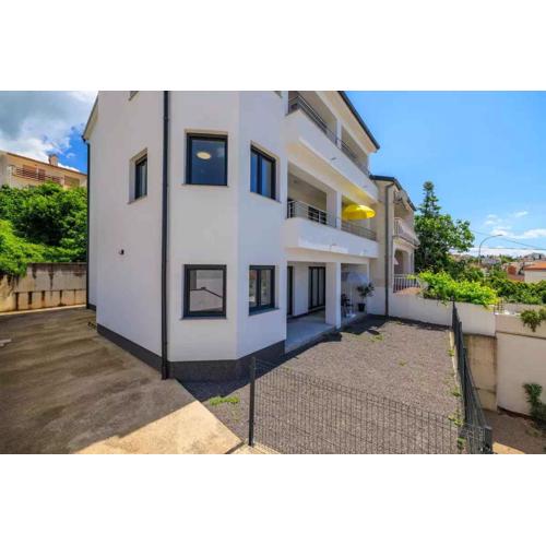 Apartments in Selce 51208
