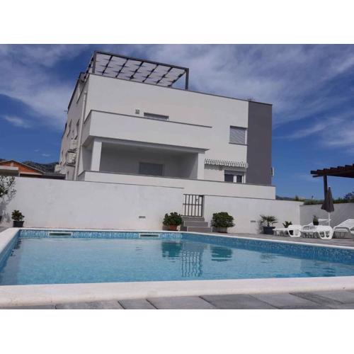 Apartments in Starigrad-Paklenica 41220