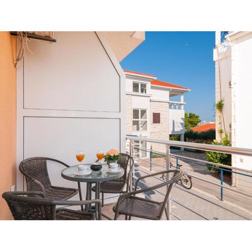 Apartments Island Beat - One Bedroom Apartment with Balcony and Sea View A7 ST