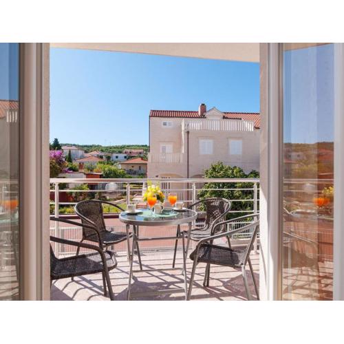 Apartments Island Beat - Two Bedroom Apartment with Balcony A6 ST