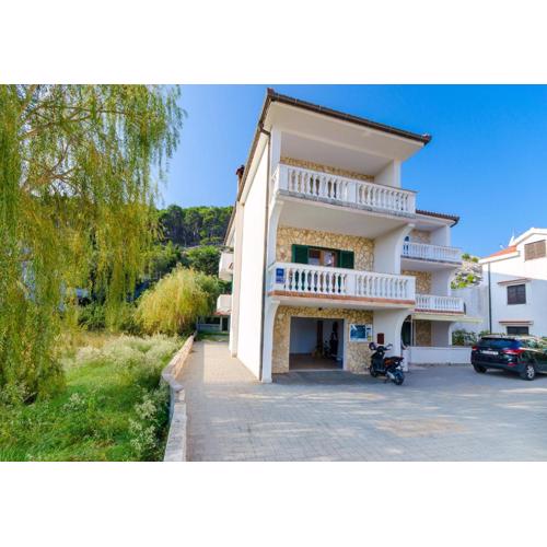 Apartments Iva