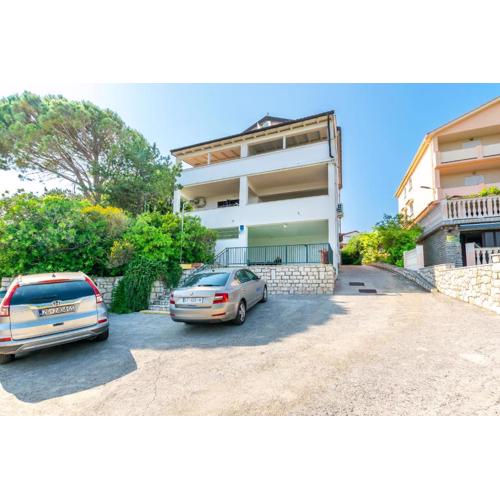 Apartments Ivan M