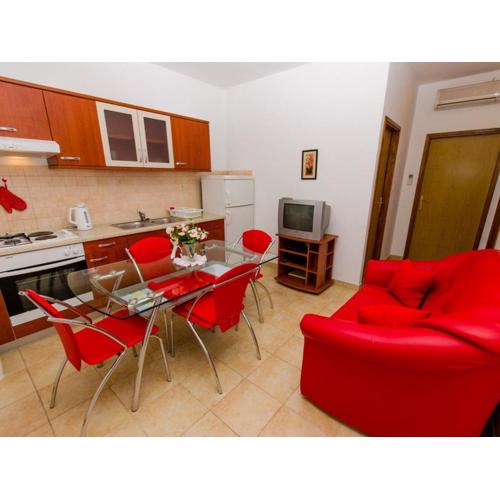 Apartments Ivana TR -Two Bedroom Apartment with Terrace A1