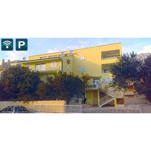 Apartments Ivo