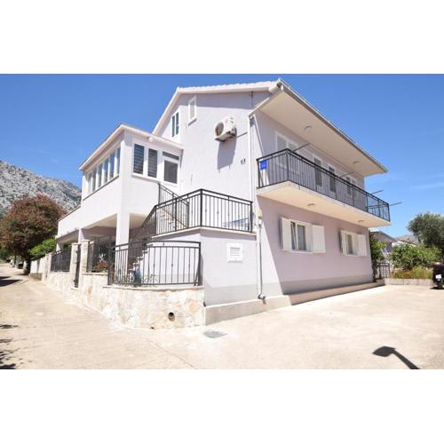 Apartments Jakov