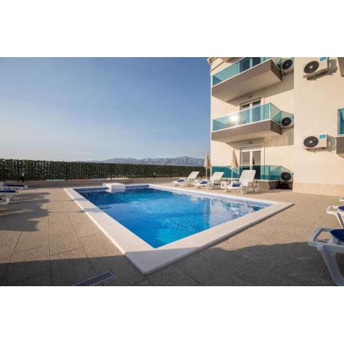Apartments Jakov