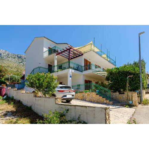 Apartments Josip