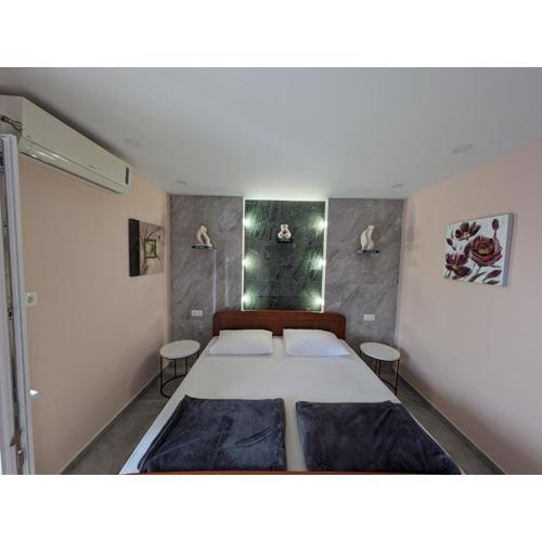 Apartments Klenovica Jadranka Čačić