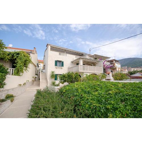 Apartments Klisovic