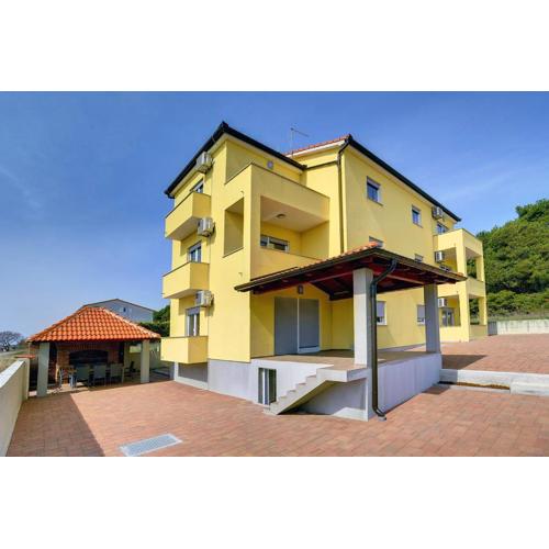 Apartments Kralj