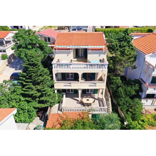 Apartments Laci