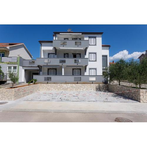 Apartments Lacic