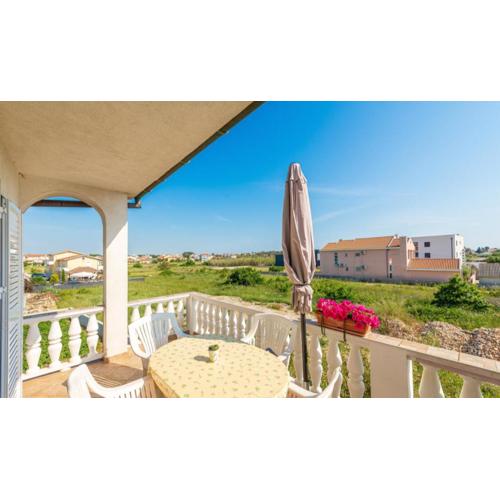 Apartments Lea & Eva 150 meters from the sandy beach - by TA Leut Agency