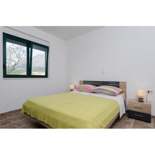 Apartments Leo