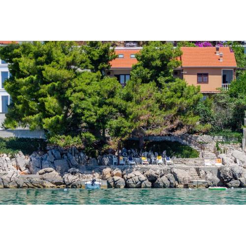Apartments Ljiljana