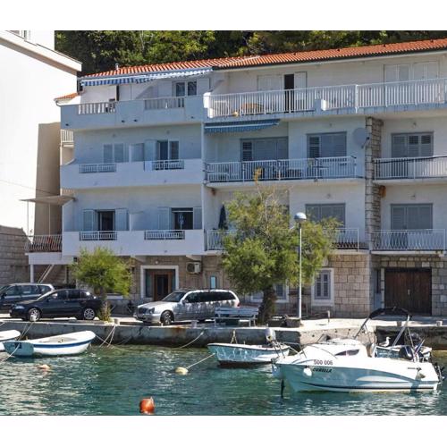 Apartments Ljiljana