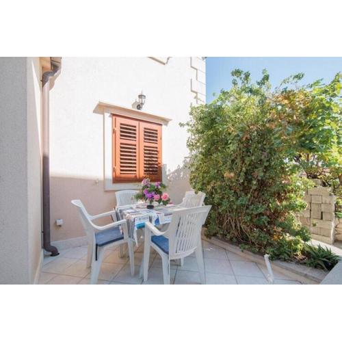 Apartments Longo - One Bedroom Apartment with Terrace, A2 - ST