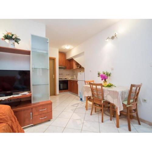 Apartments Longo - Standard One Bedroom Apartment with Terrace, A3 - ST